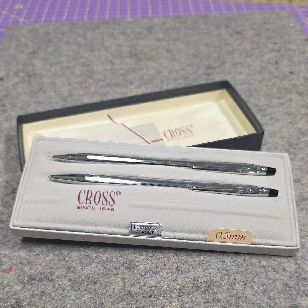 Chrome Ballpoint Pen and 0.5mm Mechanical Pencil Set — Silver